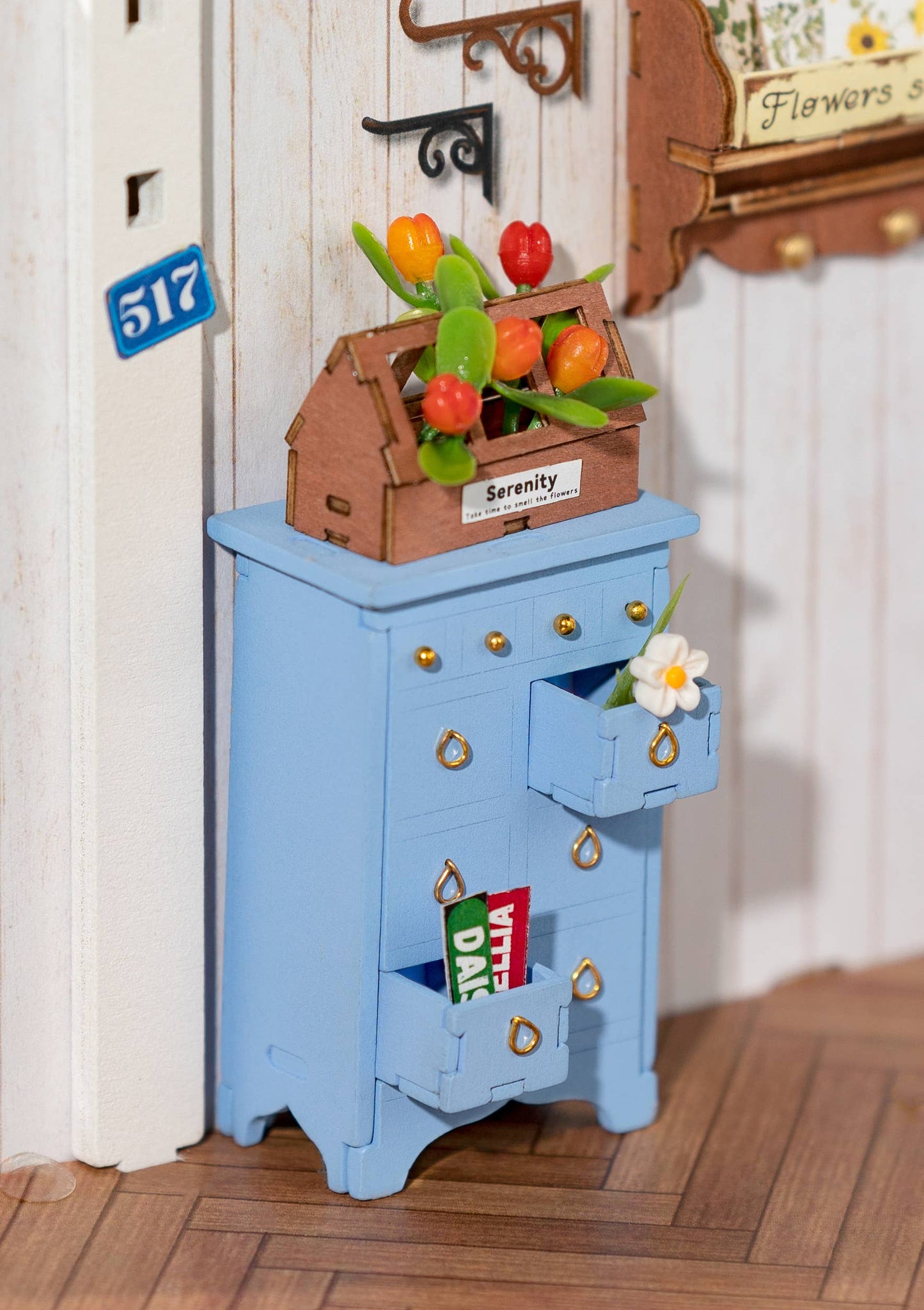Miniature House Kit: Dreamy Garden House