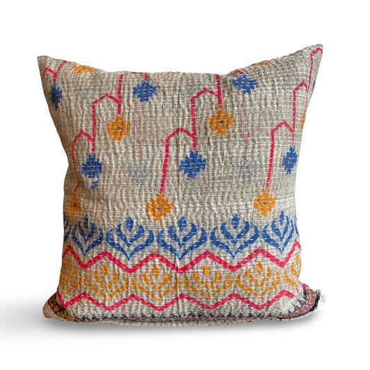 Sofapudebetræk af genbrugt sari-stof