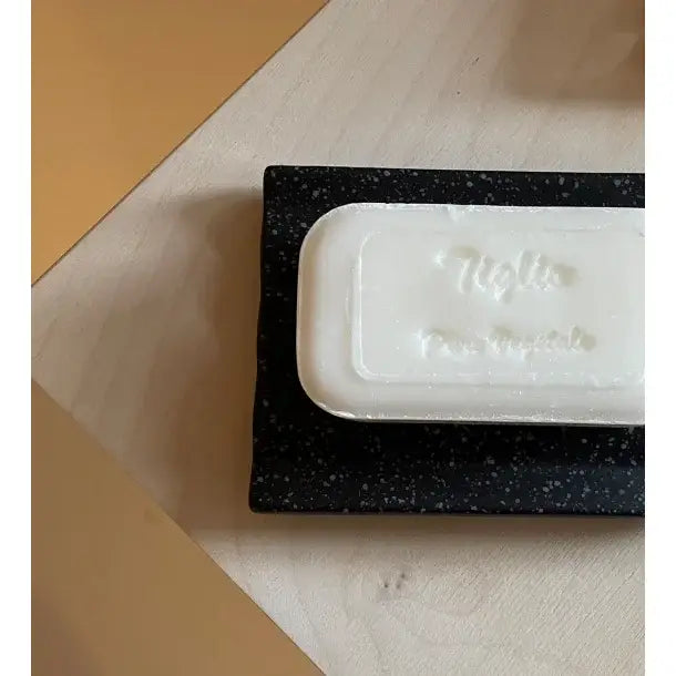 Sæbebakke, mat hvid