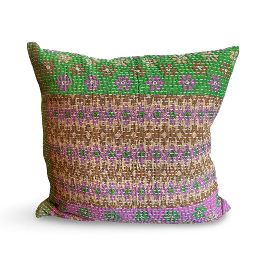 Sofapudebetræk af genbrugt sari-stof