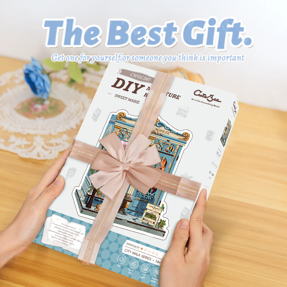 Book Nook Kit: Sweet Marie
