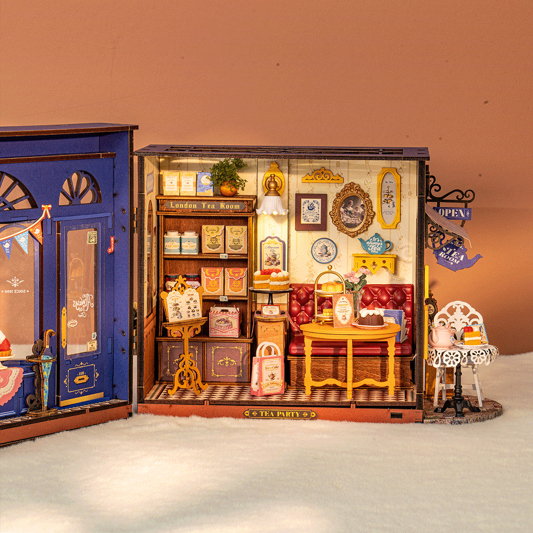 Miniature House Kit  - Leisure Time Tea Room