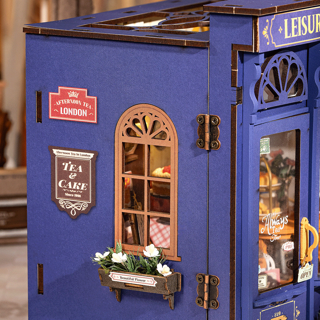Miniature House Kit  - Leisure Time Tea Room