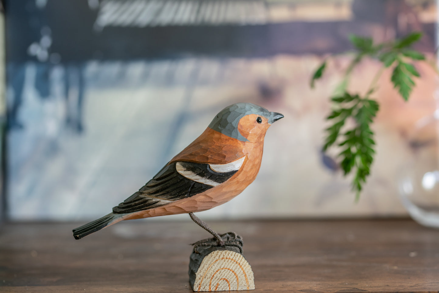 Bogfinke (Chaffinch) - udskåret i træ