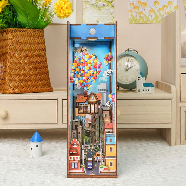 Book Nook Kit: Travel with the Wind